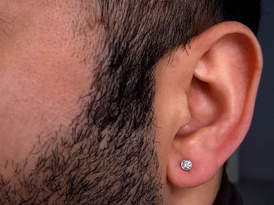 0.19 carat diamond men's earring in 585 14 carat white gold