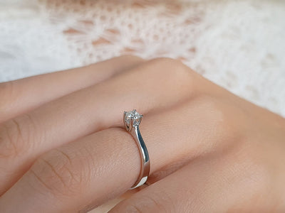 0.23 carat diamond solitaire ring in 14K white gold