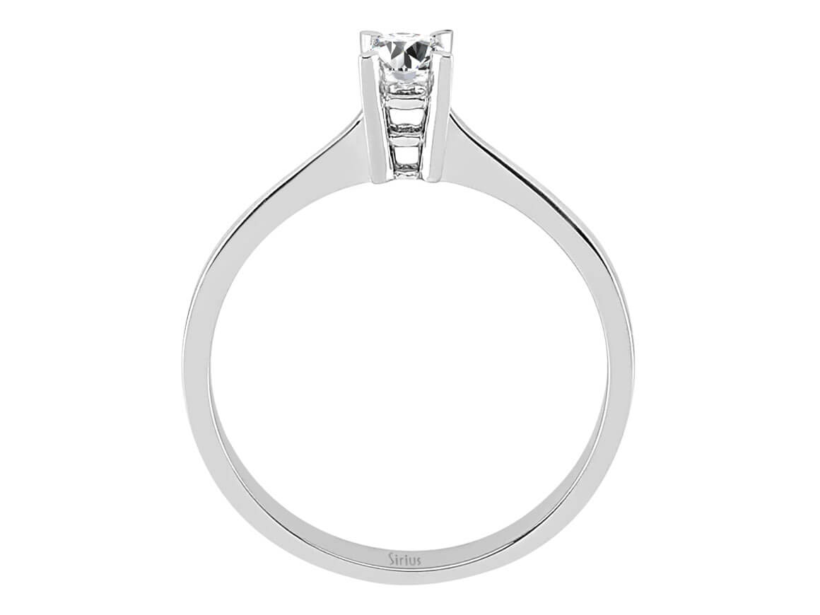 Bague solitaire en or blanc 18 carats avec diamant de 0,19 carat