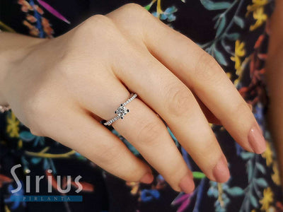 0.46 carat diamond solitaire ring in 14 K white gold