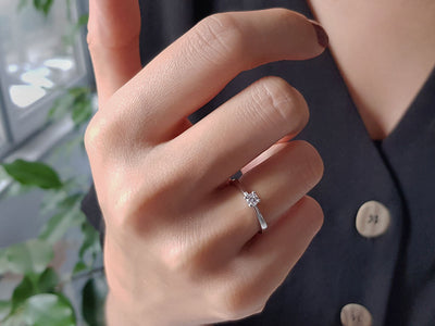 Bague solitaire en diamant de 0,18 carat