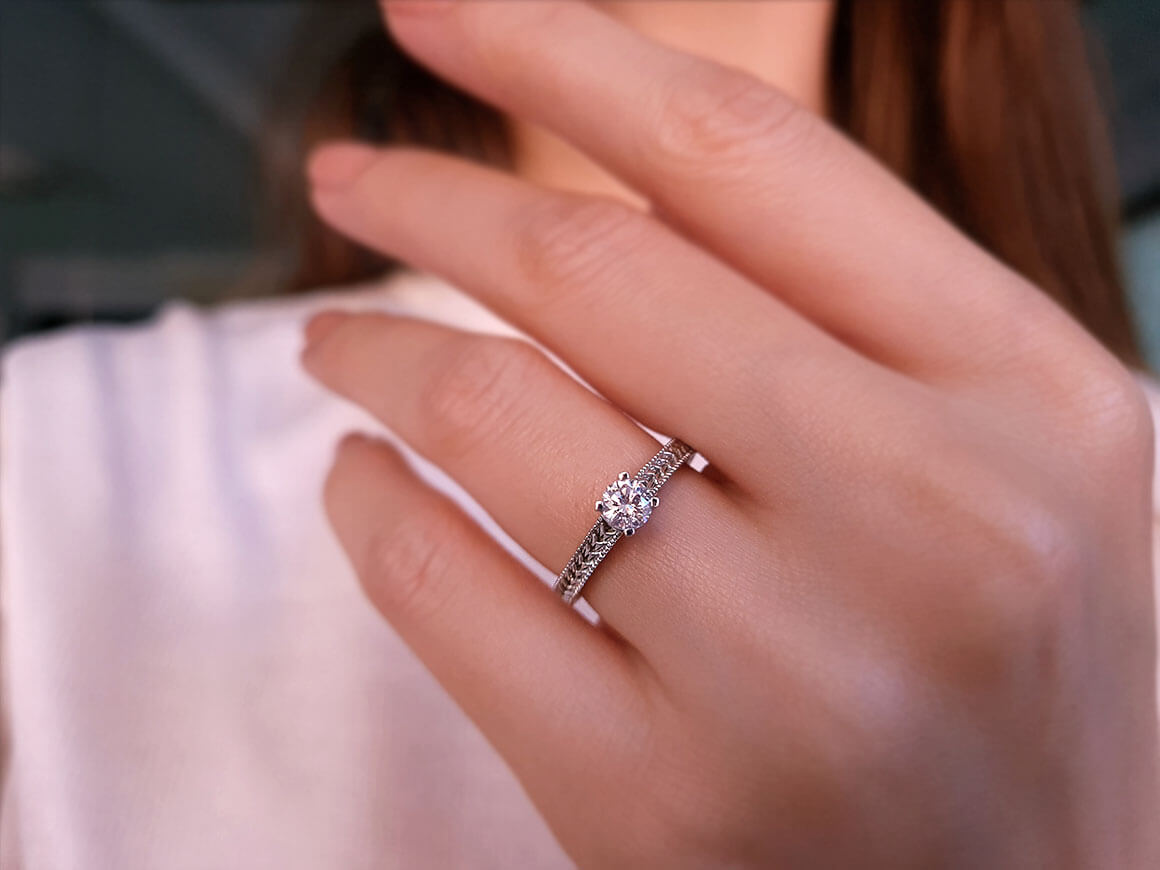 Bague solitaire en diamant de 0,39 carat
