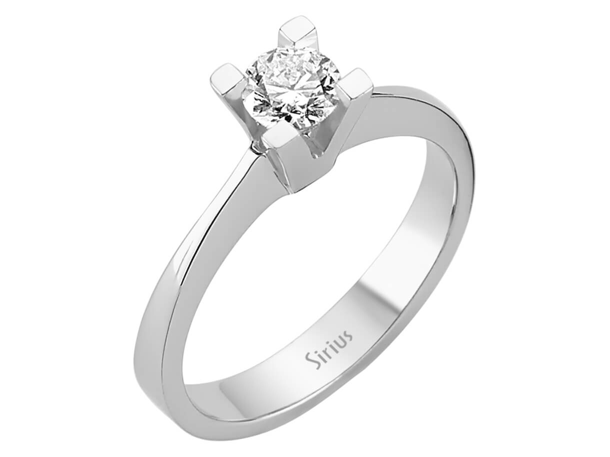 Bague solitaire en diamant de 0,41 carat couleur F