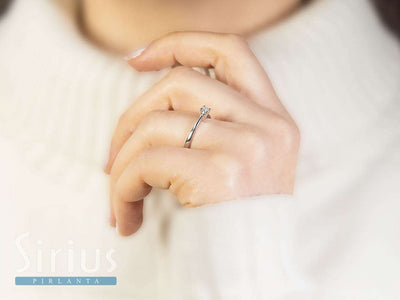 Bague solitaire en diamant de 0,15 carat