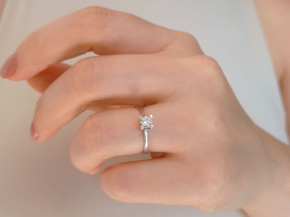 Bague solitaire en diamant de 0,28 carat