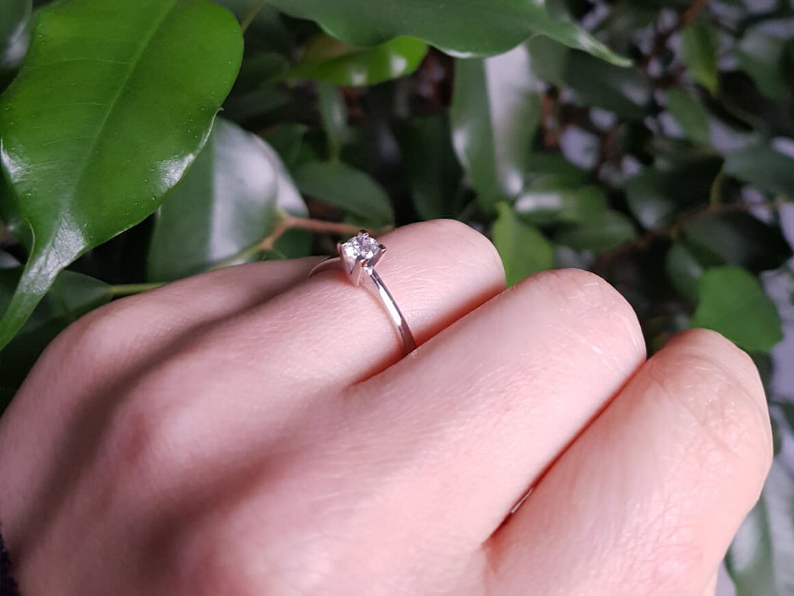 0.30 carat diamond solitaire ring