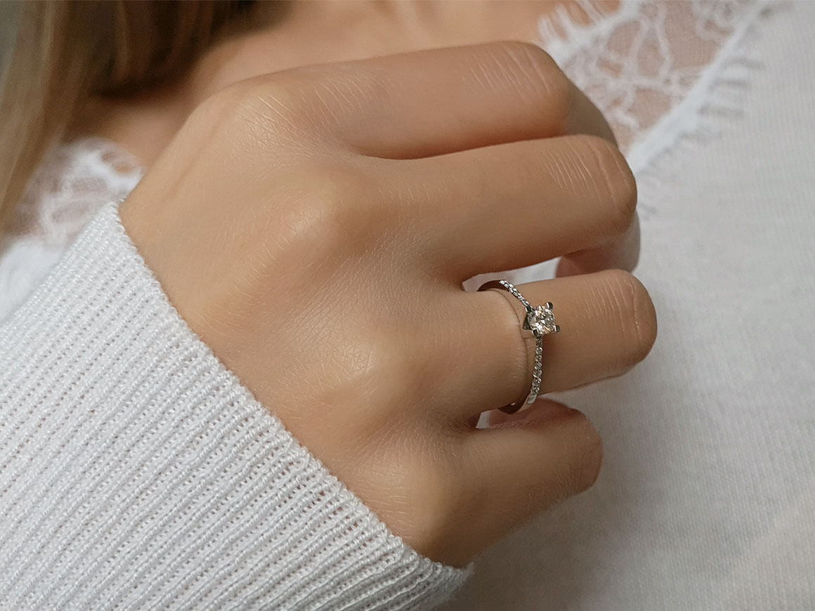 total 0.34 carat diamond solitaire ring