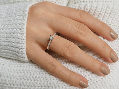 total 0.29 carat diamond solitaire ring