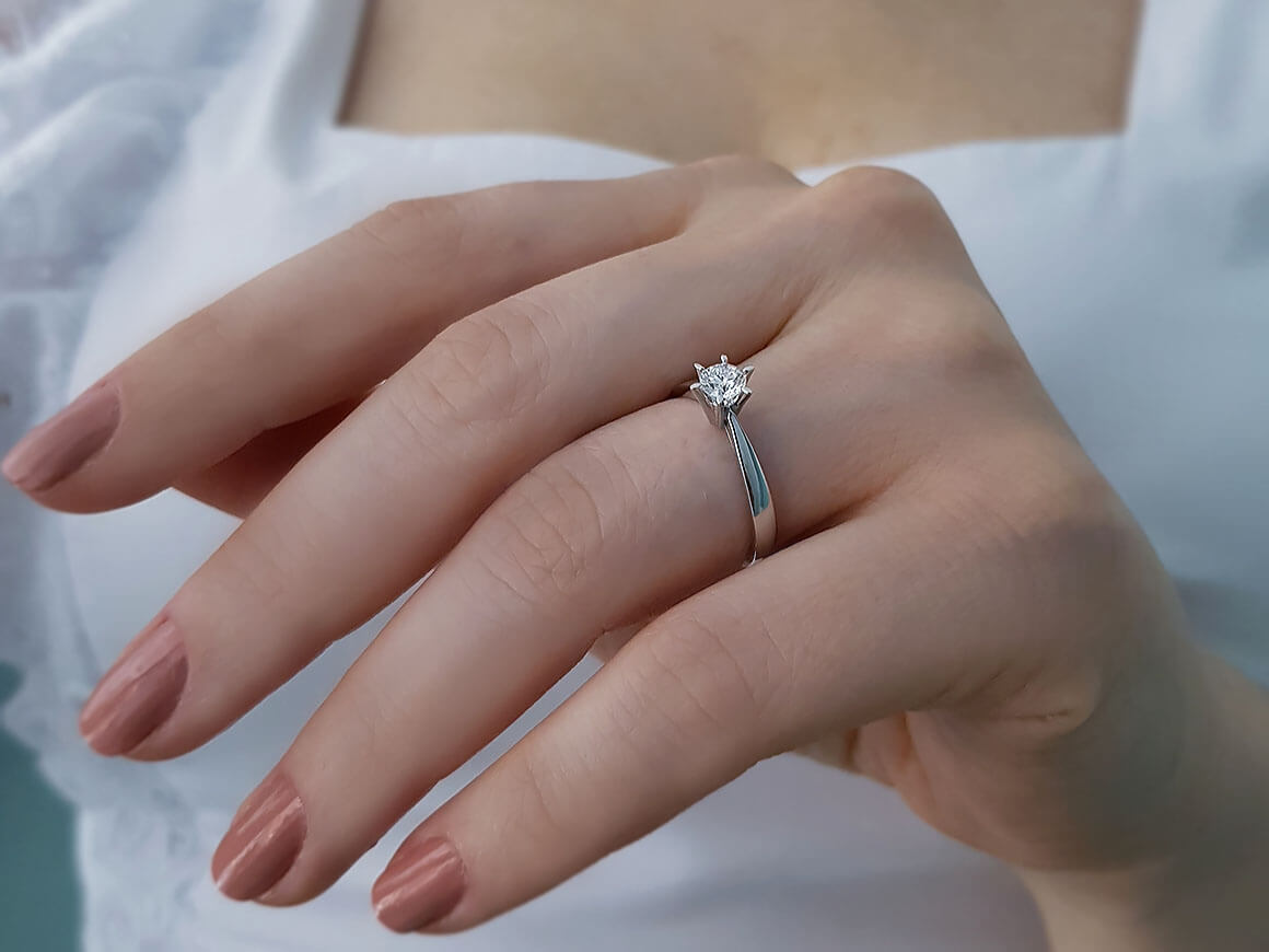 Bague solitaire en diamant de 0,33 carat