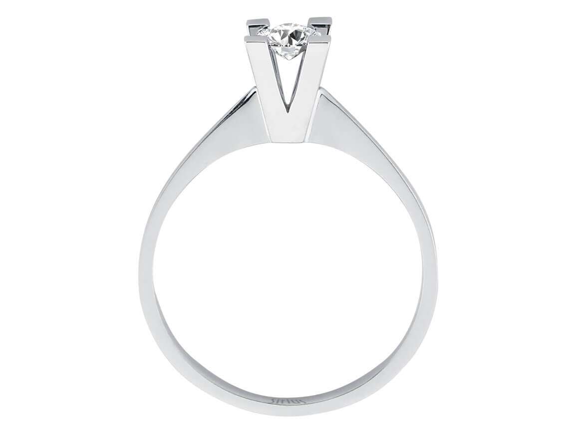 F color 0.20 carat diamond solitaire ring
