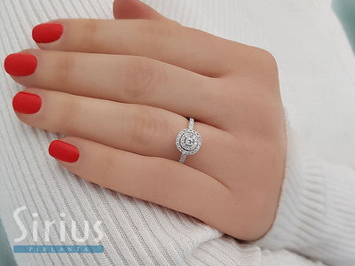 0.43 ct diamond solitaire ring in 14 K white gold