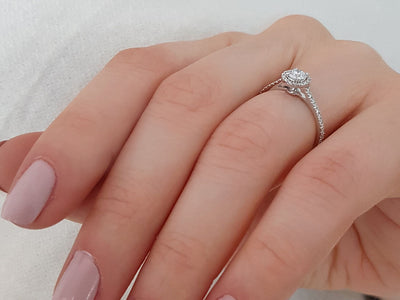 Total 0.42 carat diamond solitaire ring