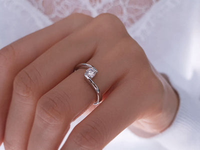 F Color 0.35 Carat Diamond Solitaire Ring