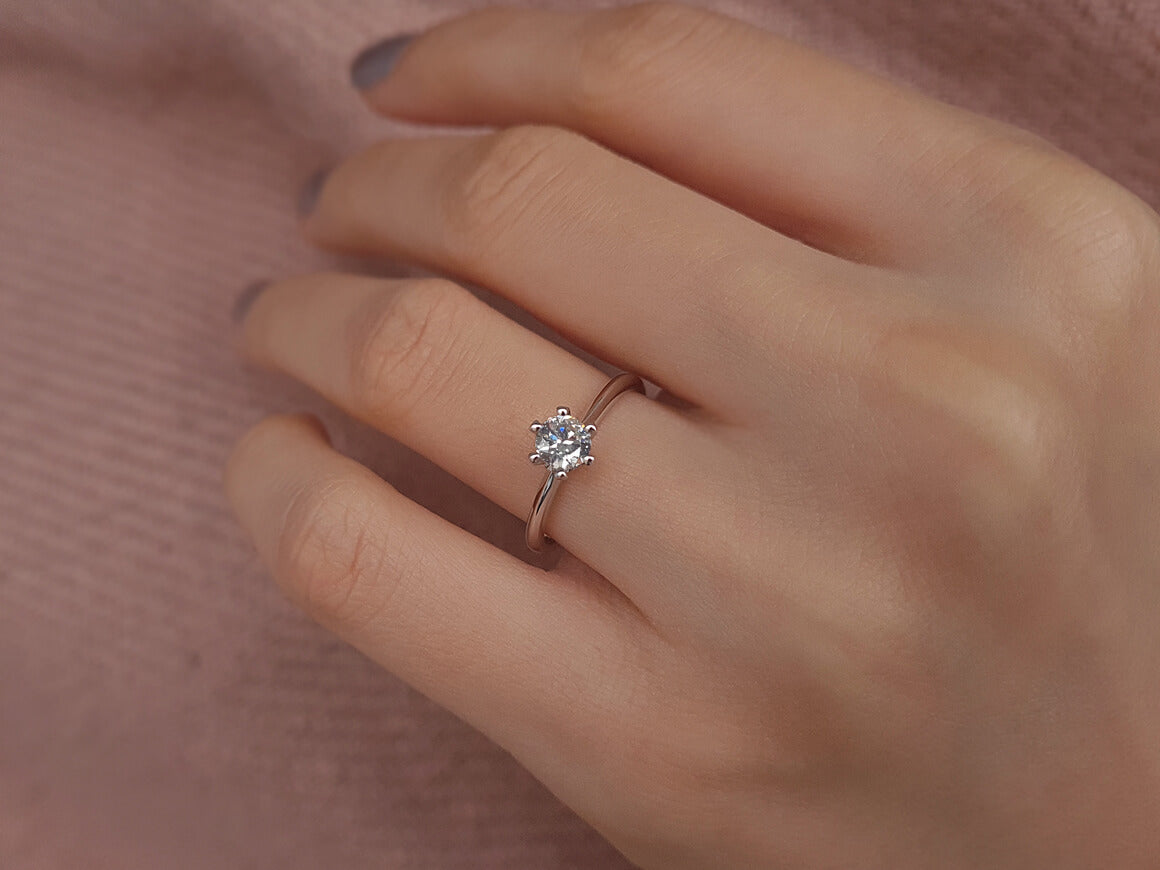 F Color 0.40 Carat Diamond Solitaire Ring