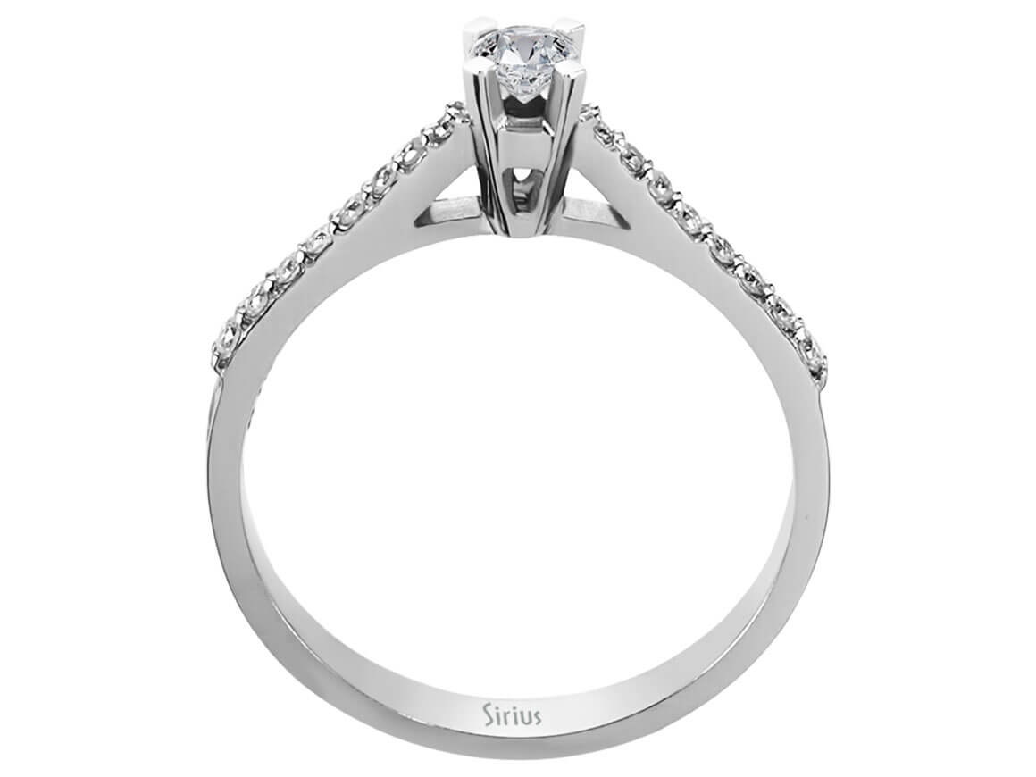 0,32 Gesamntkarat Diamant Solitär Ring in 18 K - handgefertigter Diamantschmuck aus Feingold | Sirius Diamant