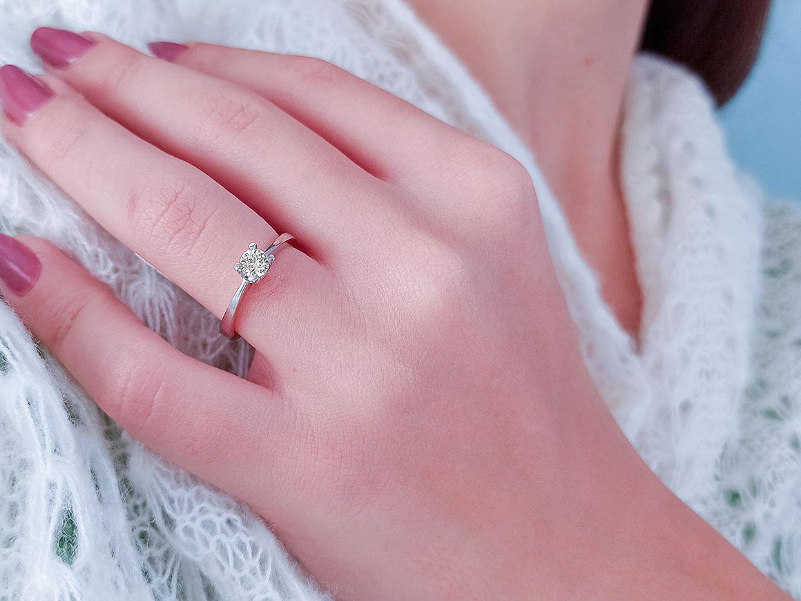 Bague solitaire en diamant de 0,44 carat