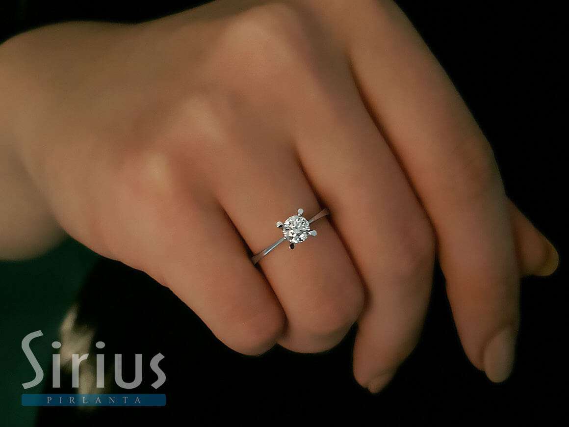 Bague solitaire en diamant de 0,53 carat