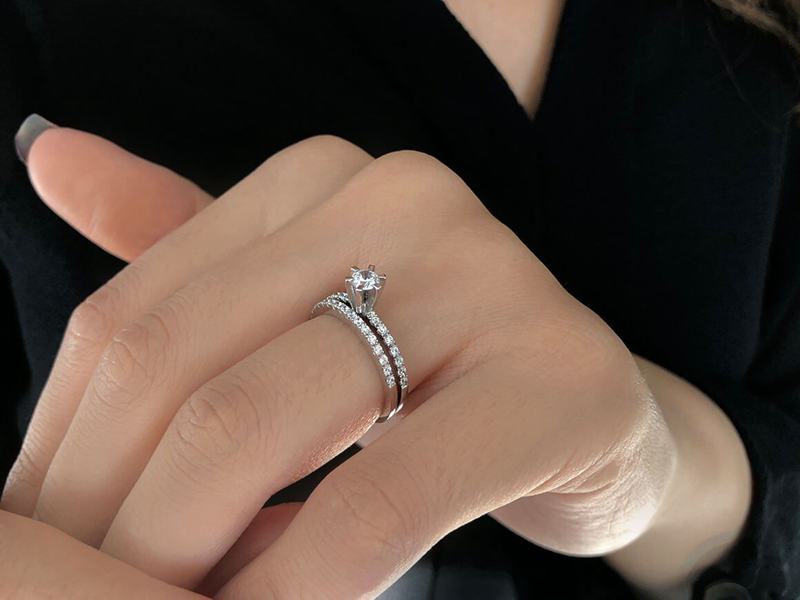 0.55 carat diamond solitaire ring and alliance