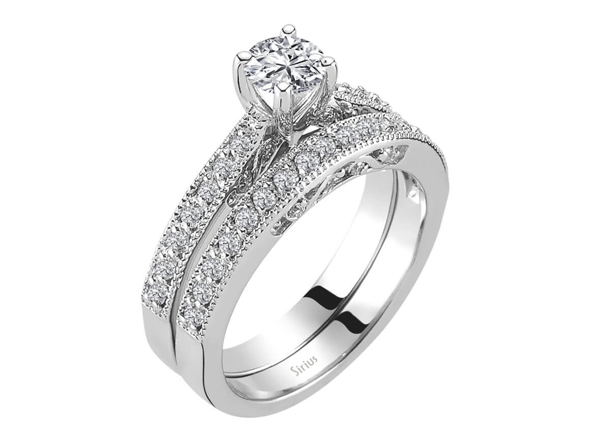 Total 1.04 carat diamond solitaire ring and alliance