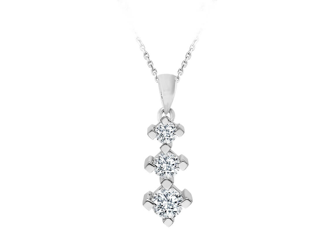 0.34 carat diamond tria necklace