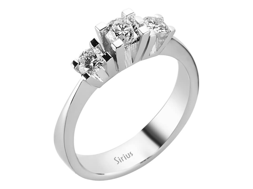 0,61 Karat Diamant Tria Ring - handgefertigter Diamantschmuck aus Feingold | Sirius Diamant