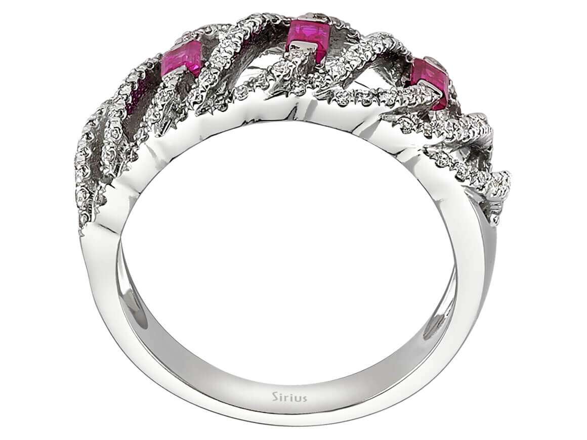 Diamond and baguette ruby ring in 18 K