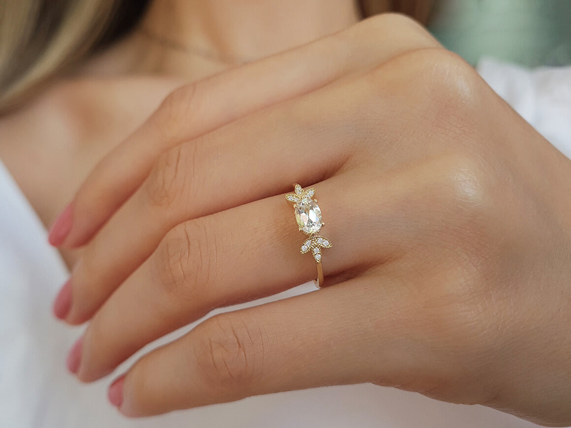Diamond and Oval White Sapphire Sitrus Ring