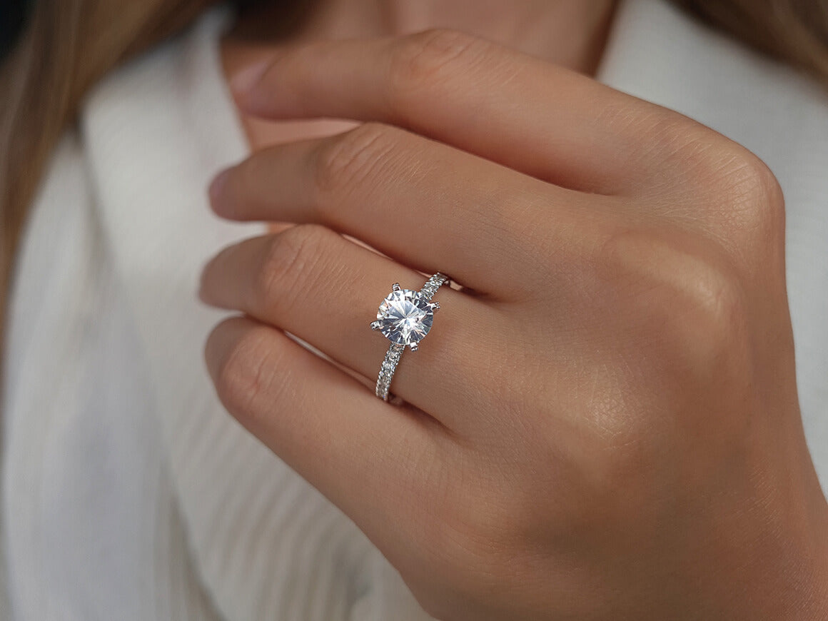 Bague Vénus rose en diamant et saphir blanc 