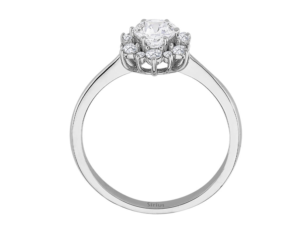 Dellara ring with diamonds and white topaz