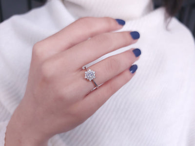 Dellara ring with diamonds and white topaz