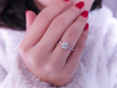 Nara ring with diamonds and white topazes