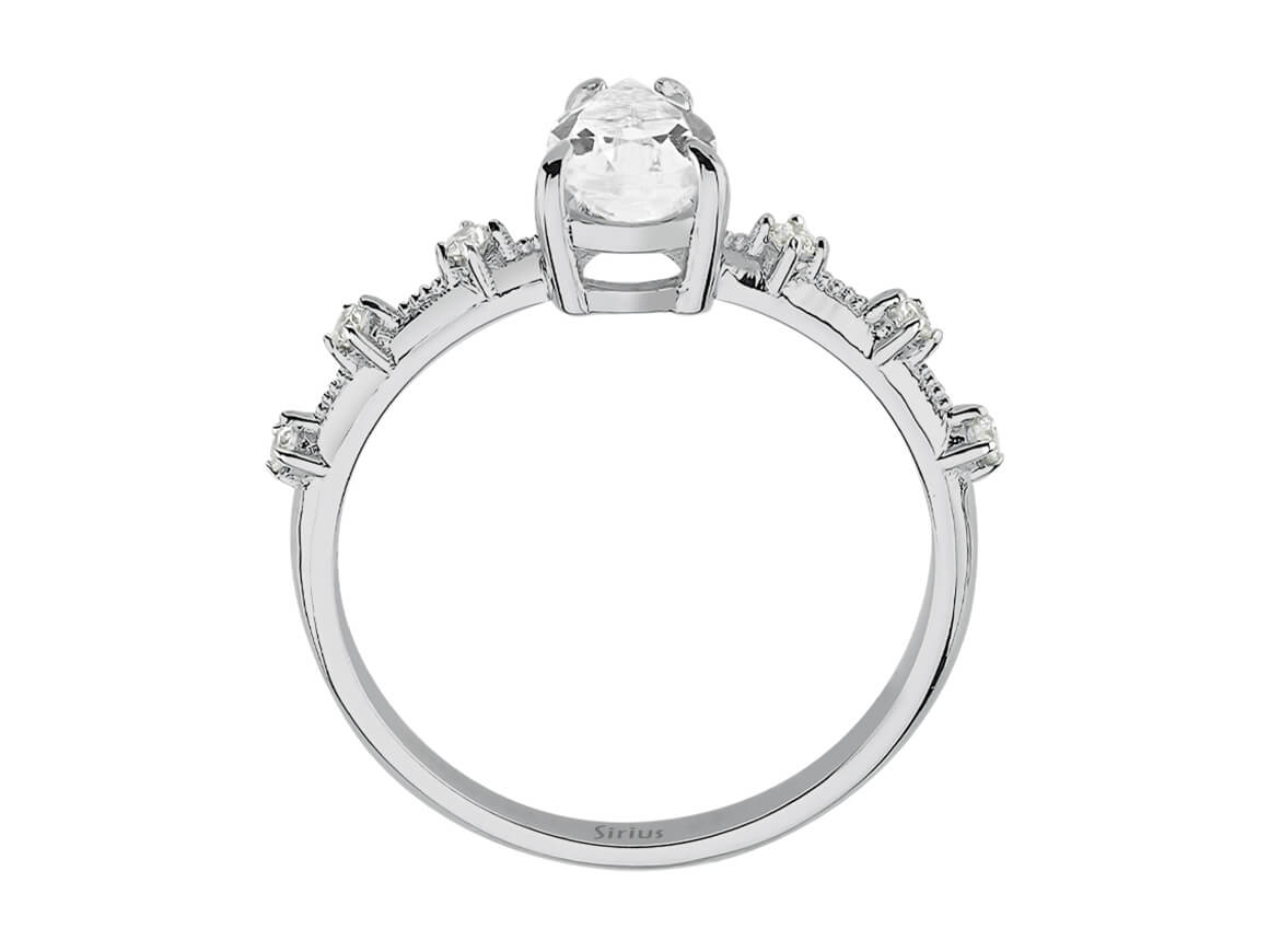Sofia Ring mit Diamanten und weißem Topas - handgefertigter Diamantschmuck aus Feingold | Sirius Diamant
