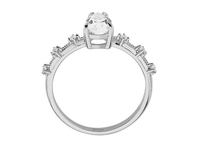 Sofia ring with diamonds and white topaz