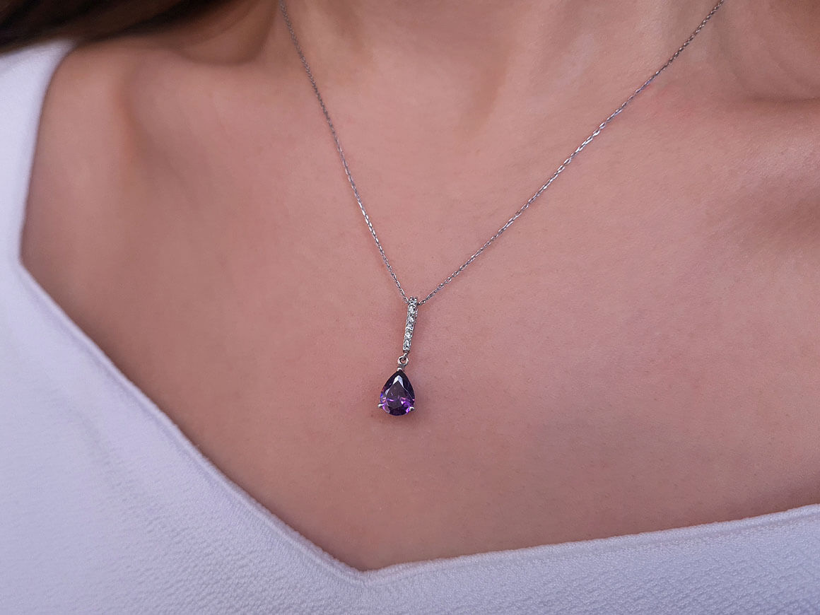 Diamant und Tropfen Amethyst Collier - handgefertigter Diamantschmuck aus Feingold | Sirius Diamant