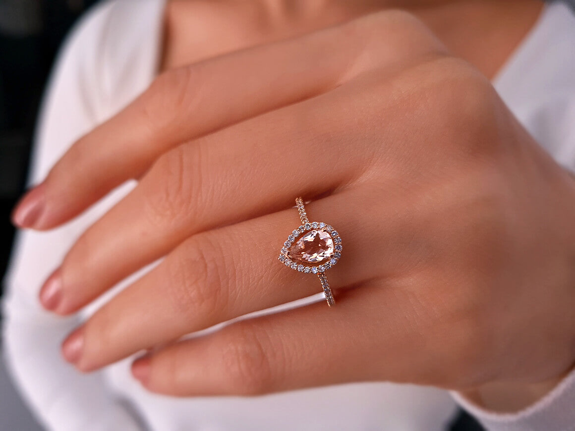 Diamant und Tropfen Morganit Ring