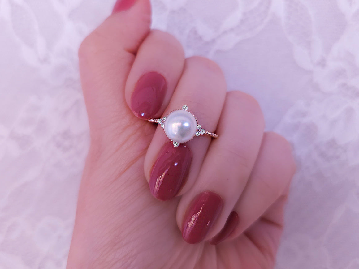 Moira Ring mit Diamanten und Perlen