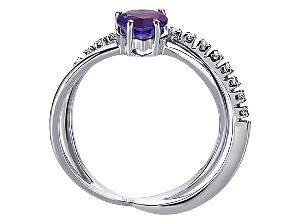 Diamond and heart-cut amethyst ring in 14-carat white gold