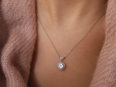 Diamant und Herz-Schliff Weißer Topas Collier
