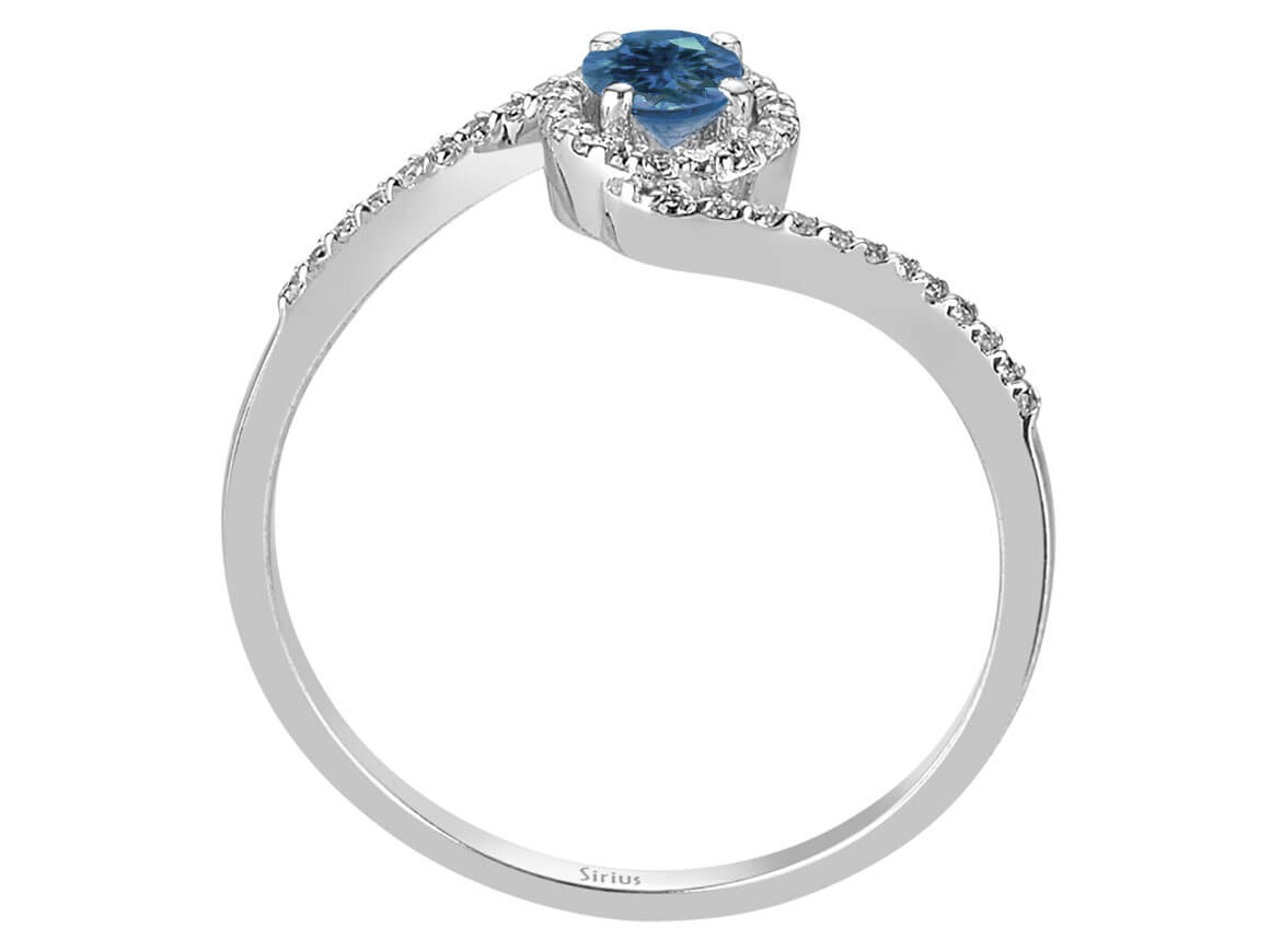 Diamant und London Blauer Topas Ring - handgefertigter Diamantschmuck aus Feingold | Sirius Diamant
