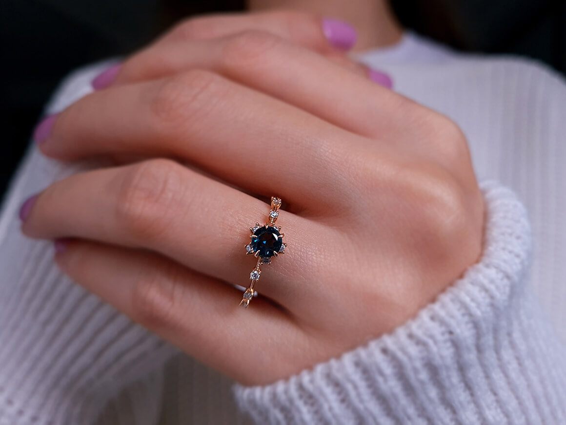 Diamant und London Blauer Topas Vintage Ring