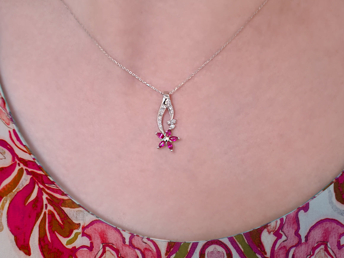 Diamant und Marquise Rubin Collier - handgefertigter Diamantschmuck aus Feingold | Sirius Diamant