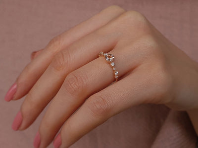 Diamant und Morganit Petra Ring in 585er 14 Karat Rotgold