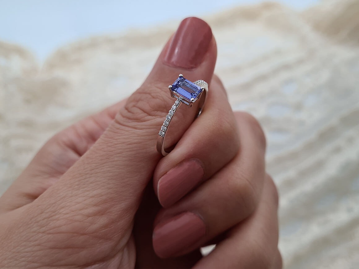 Bague en tanzanite AAA taille diamant et octogone