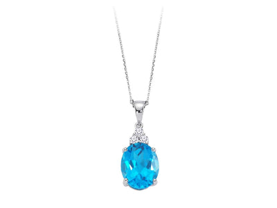 Diamant und Oval Blauer Topas Collier in 8 K Weißgold