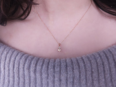 Diamant und Oval Morganit Saga Collier