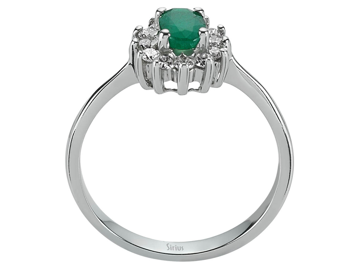 Diamant und Oval Smargd Ring - handgefertigter Diamantschmuck aus Feingold | Sirius Diamant