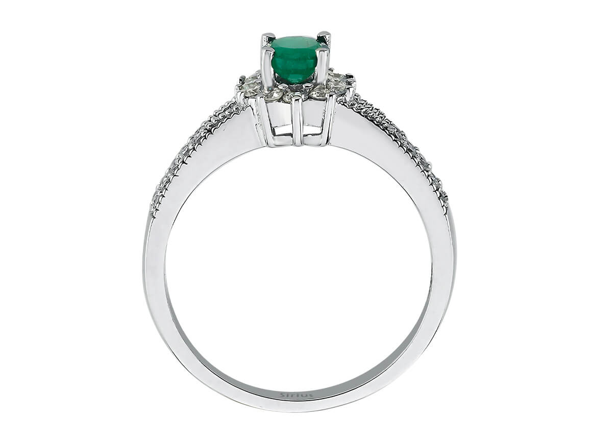 Diamant und Oval Smaragd Ring - handgefertigter Diamantschmuck aus Feingold | Sirius Diamant