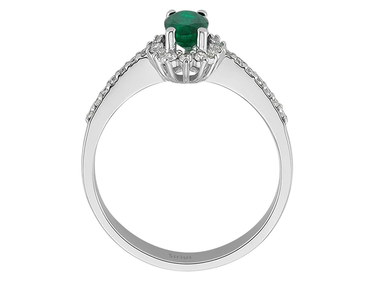 Diamant und Oval Smaragd Ring - handgefertigter Diamantschmuck aus Feingold | Sirius Diamant