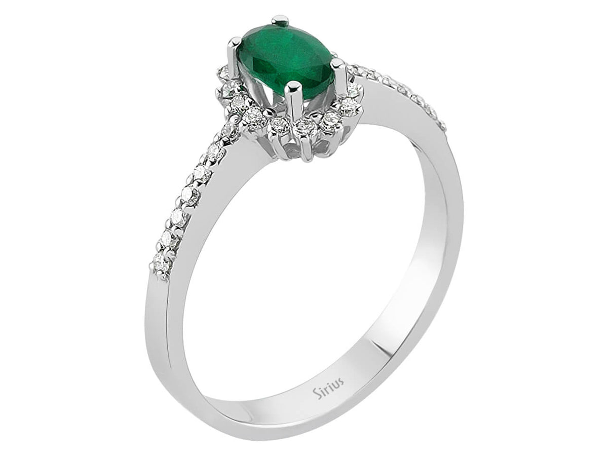Diamant und Oval Smaragd Ring - handgefertigter Diamantschmuck aus Feingold | Sirius Diamant