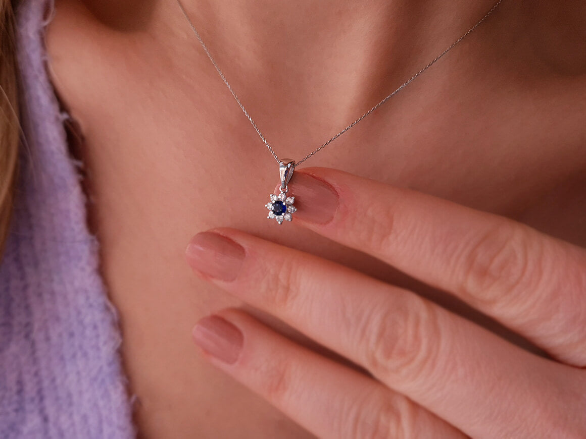 Diamond and sapphire necklace in 14K white gold